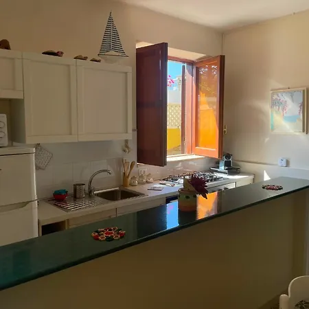 Sulla Riva Di Lampetia Cetraro