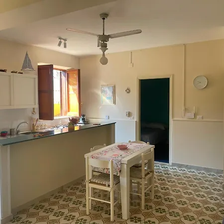 Prázdninový dům Sulla Riva Di Lampetia Cetraro